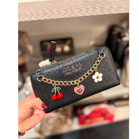 Billetera Guess Lynne Charm Medium Wallet Negro